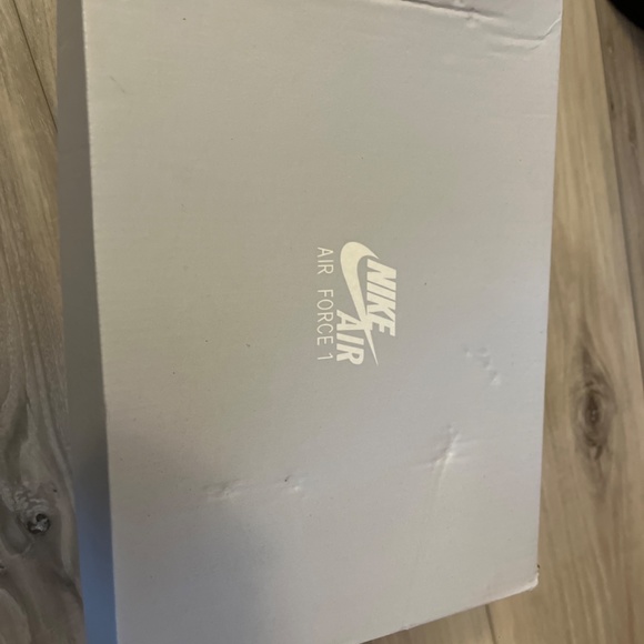 Nike Air Force 1 - Picture 7 of 7